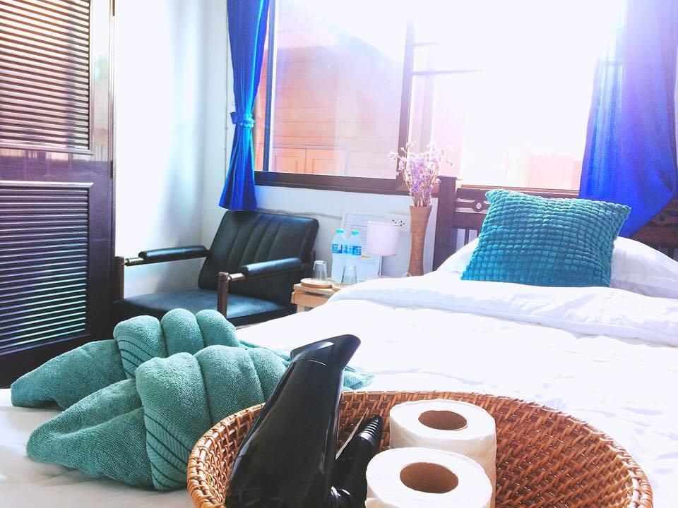 Sister House Chiangmai (Adults Only) Panzió Csiangmaj Kültér fotó