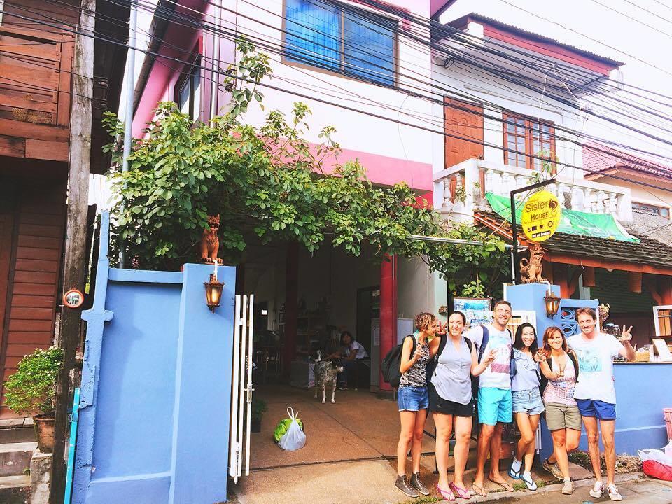 Sister House Chiangmai (Adults Only) Panzió Csiangmaj Kültér fotó