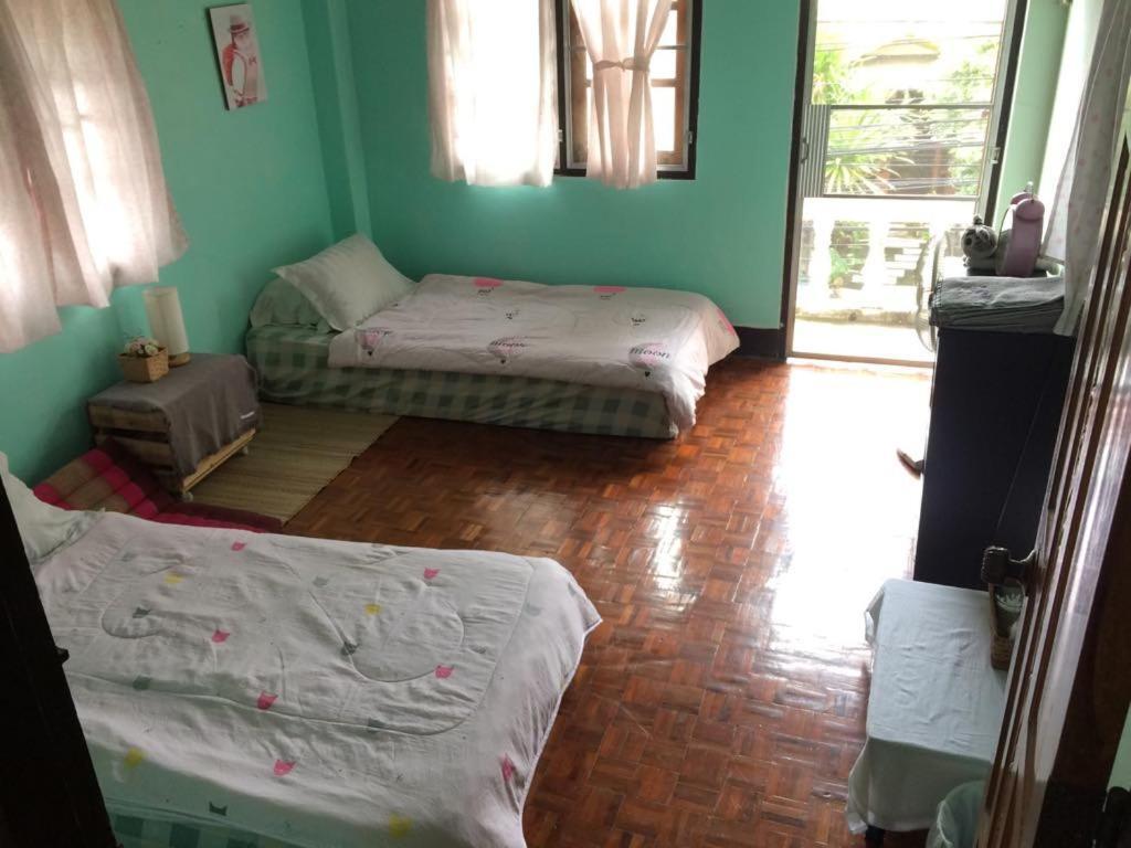 Sister House Chiangmai (Adults Only) Panzió Csiangmaj Kültér fotó