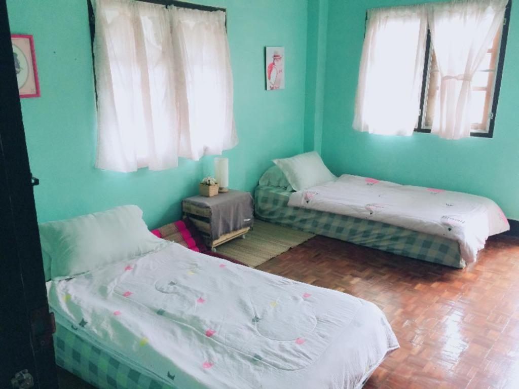 Sister House Chiangmai (Adults Only) Panzió Csiangmaj Kültér fotó
